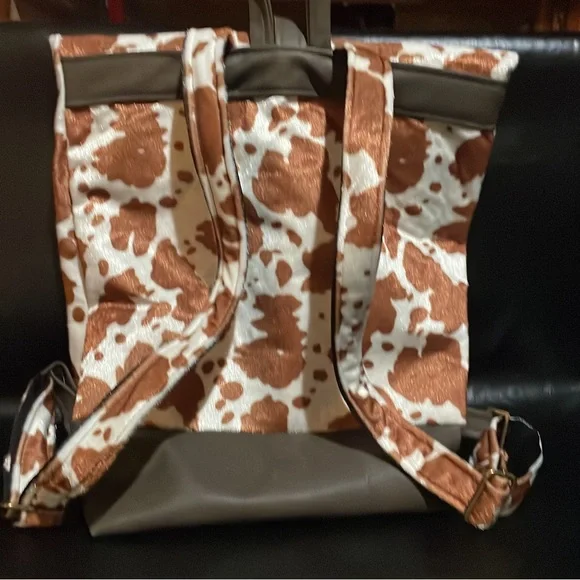 Backpack - Picture 2 of 2